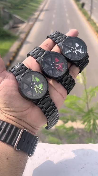 Rotating Wheel Rim Watch 🔥